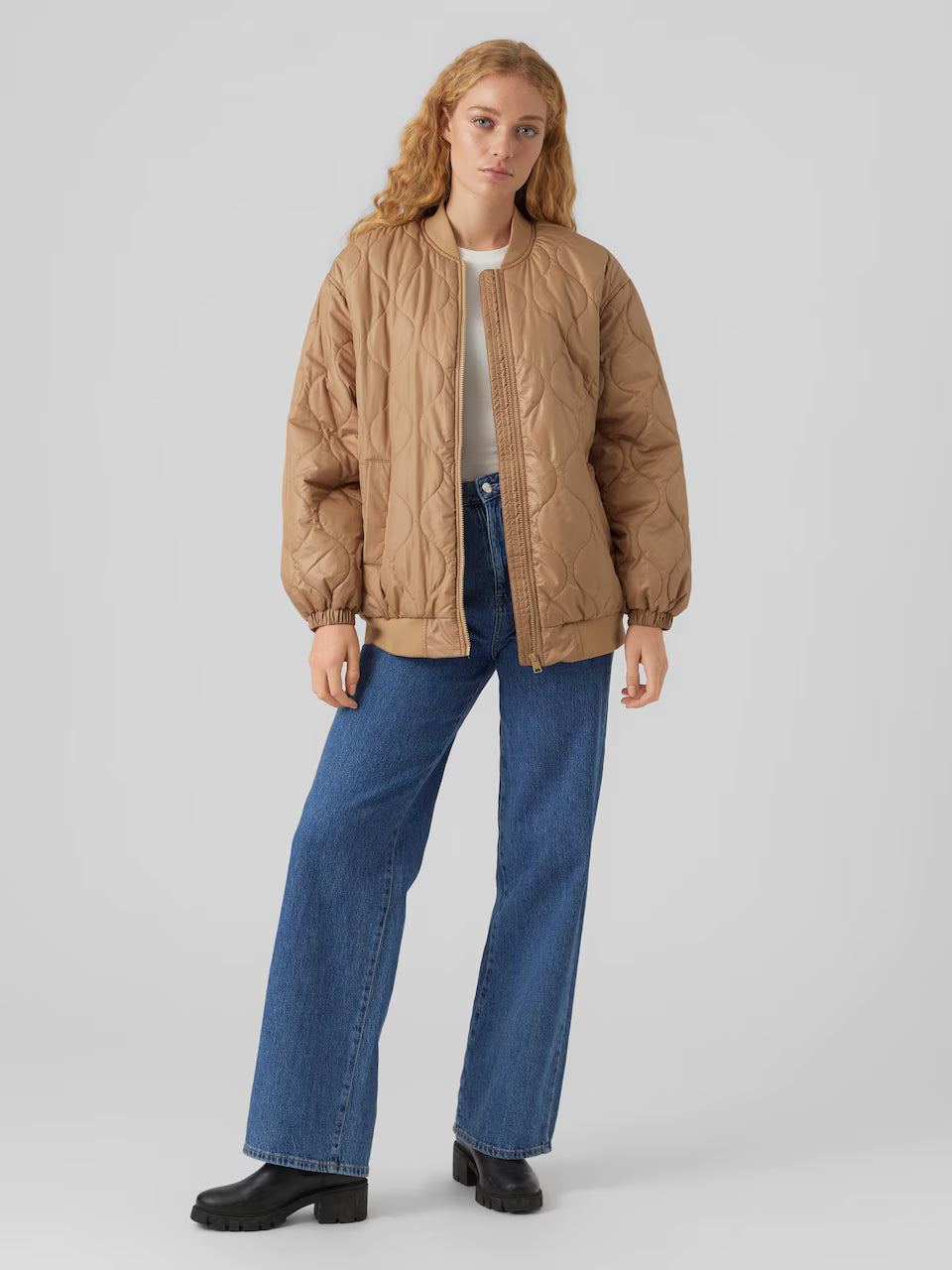 Jachetă de damă maro deschis pentru între sezonuri | VERO MODA